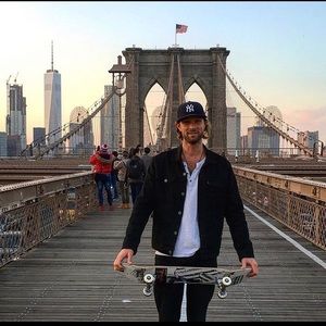 Meet your Posher, Max